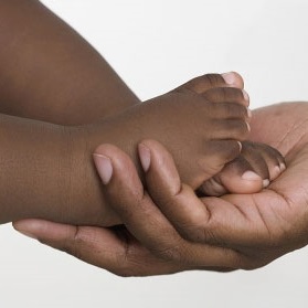 Prendre Soin de la Peau des Bébés Noirs & Métisses